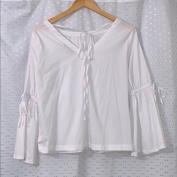 LOFT-Tied Bell Sleeve Top EUC - Picture 4 of 6